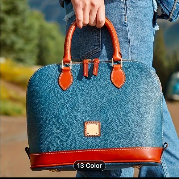 Accessories - Stylish Handbag